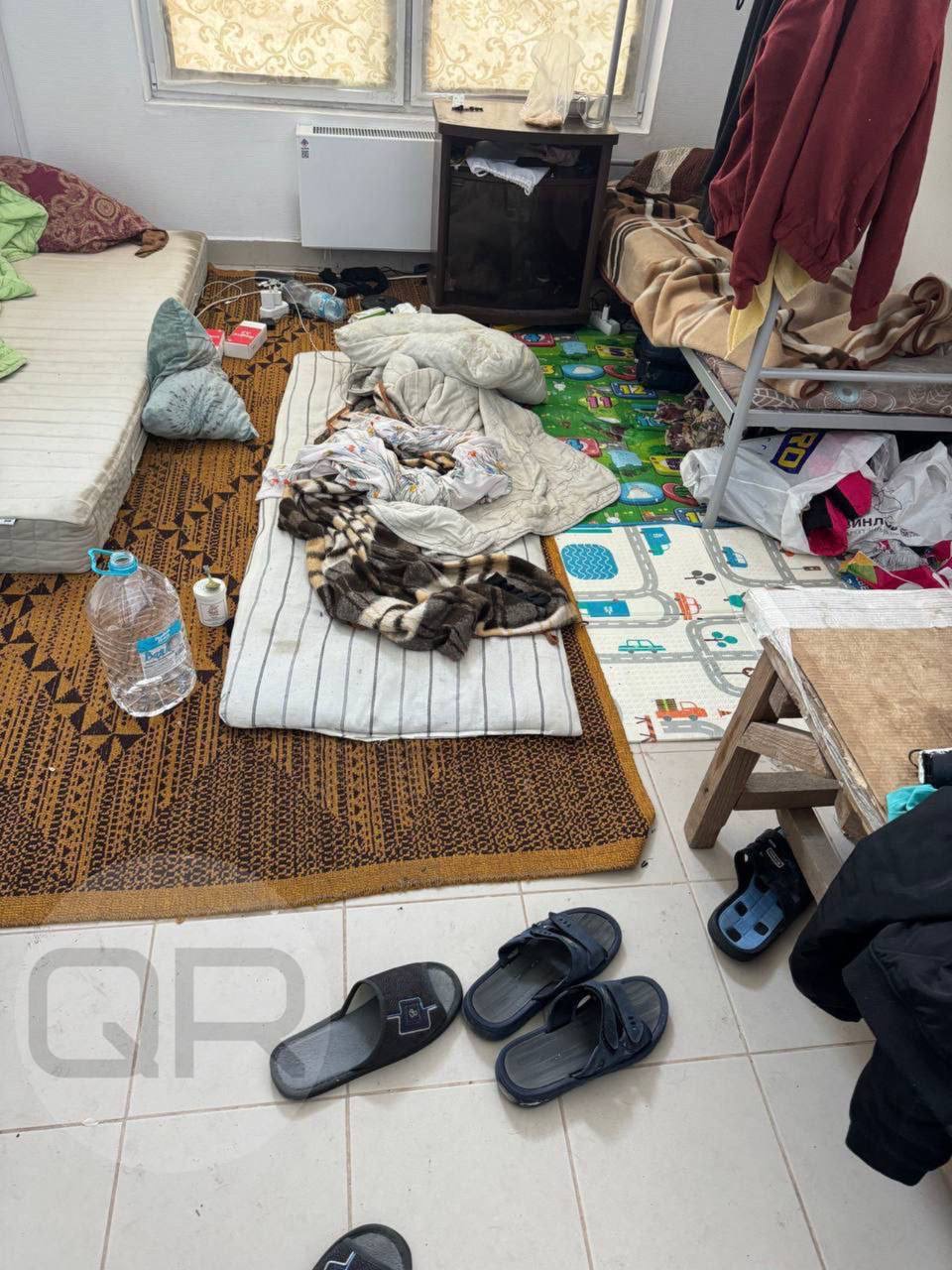 В помещении для консьержа поселились мигранты